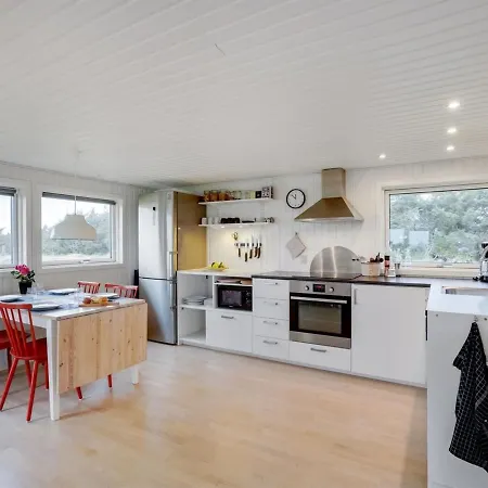 Carelle - 300m From The Sea In Nw Jutland By Interhome *