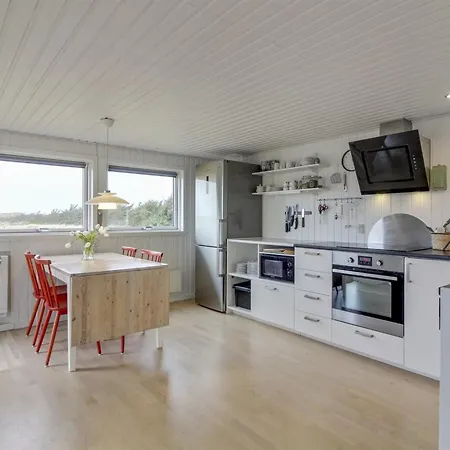 Nyaraló Carelle - 300m From The Sea By Interhome *