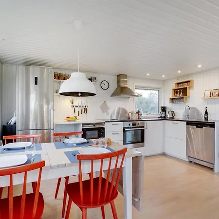 Carelle - 300m From The Sea By Interhome Nyaraló Torsted